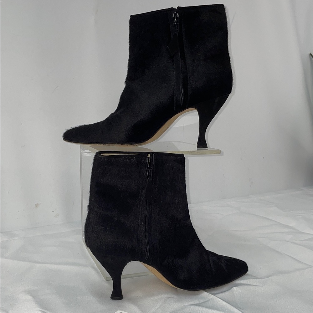 MANOLO BLAHNIK ITALIAN PONY HAIR FULL ZIP ANKLE BOOTS FTL-02-190